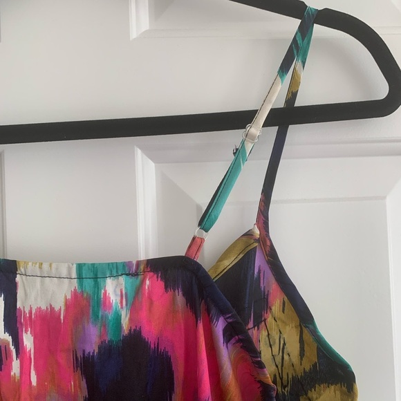 Angie Boho Sleeveless Mini Dress - Size M - Multicolor Ikat Print with Studs NWT - Picture 5 of 7